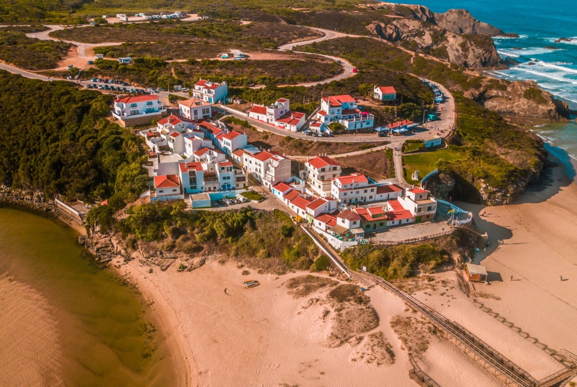 Resize_aerial-shot-residential-buildings-hotels-near-algarve-seacoast-portugal